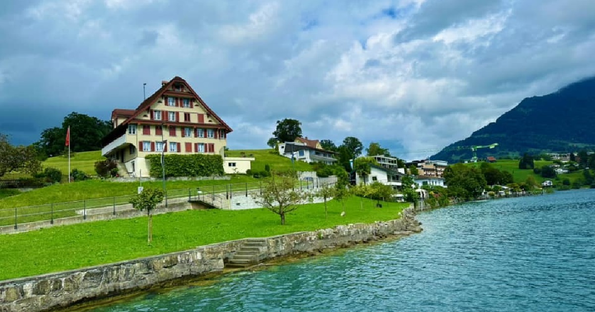 Lake Lucerne Switzerland tripupdates.in